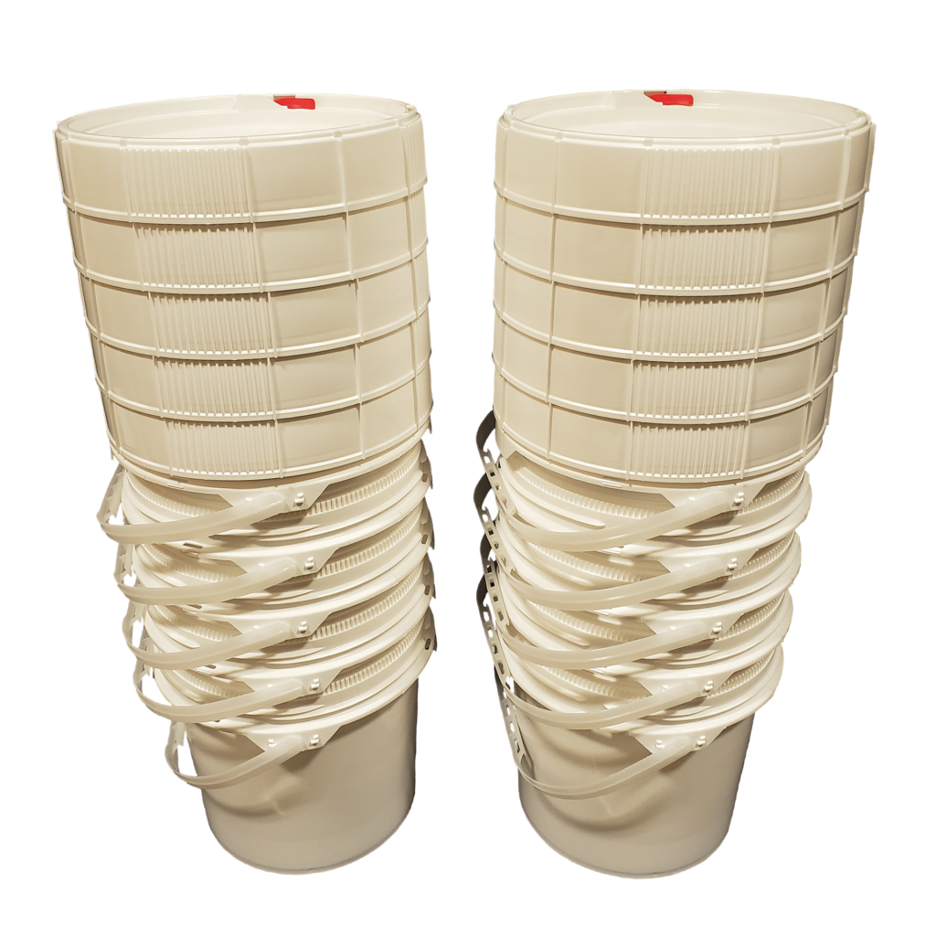 3.5 Gallon Screw Top Bucket & Lid with Plastic Handle 8.79 each